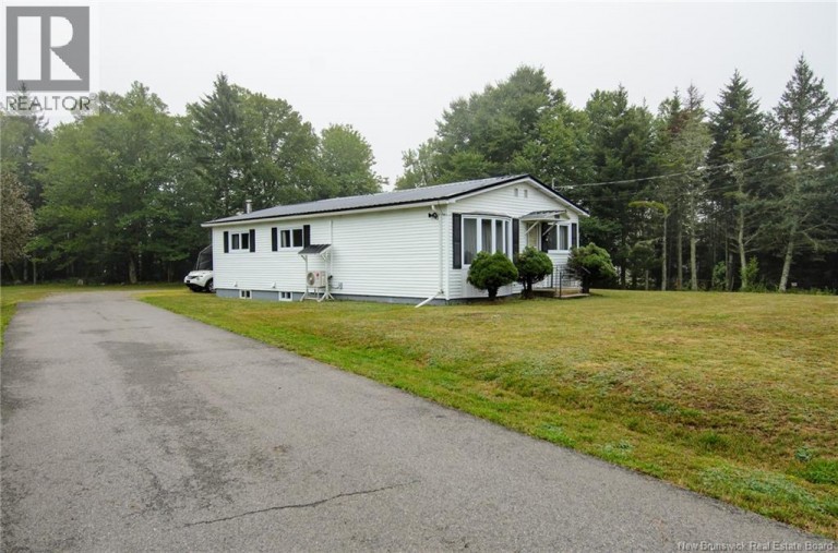 203 Route 176, Pennfield, New Brunswick, E5H1V1