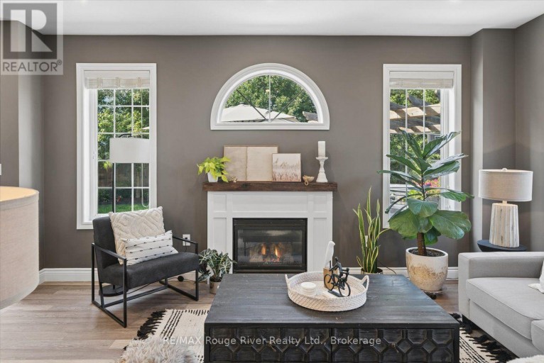 14 CHISWICK AVENUE, Whitby (Brooklin), Ontario, L1M0E1