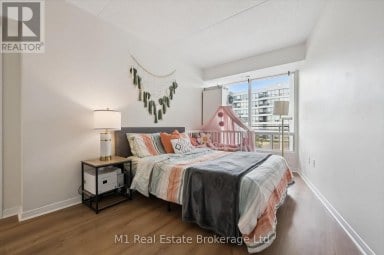 208 - 105 BAGOT STREET Guelph (Junction/Onward Willow) Ontario photo 25