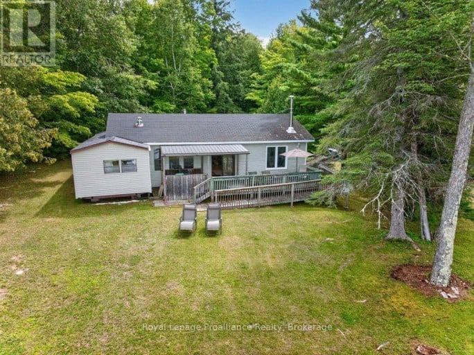 1693 GULL LAKE ROAD, Frontenac (Frontenac North), Ontario, K0H1B0