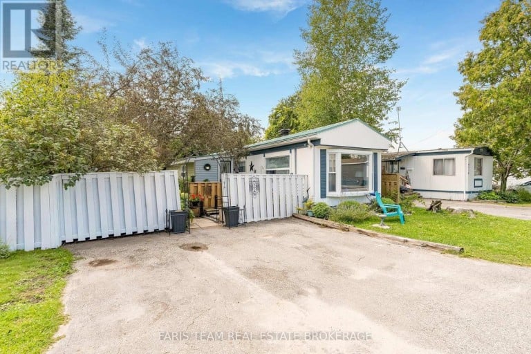 4118 ASH CRESCENT, Severn, Ontario, L3V0V1