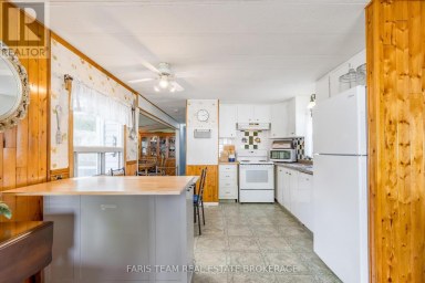 4118 ASH CRESCENT Severn Ontario photo 5