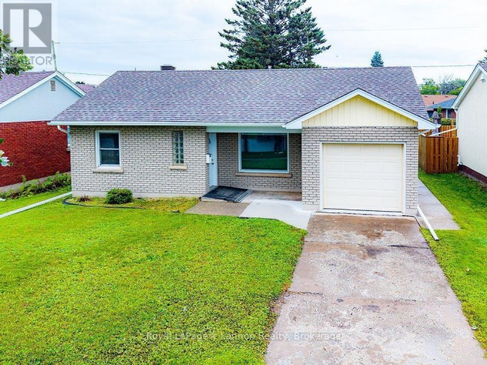 356 KINGSWAY AVE., Thunder Bay (Hyde Park), Ontario, P7E2A5