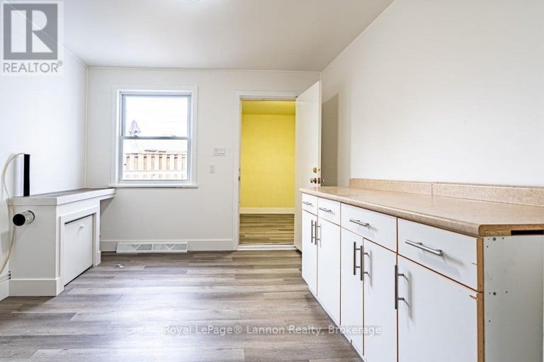 356 KINGSWAY AVE., Thunder Bay (Hyde Park), Ontario, P7E2A5
