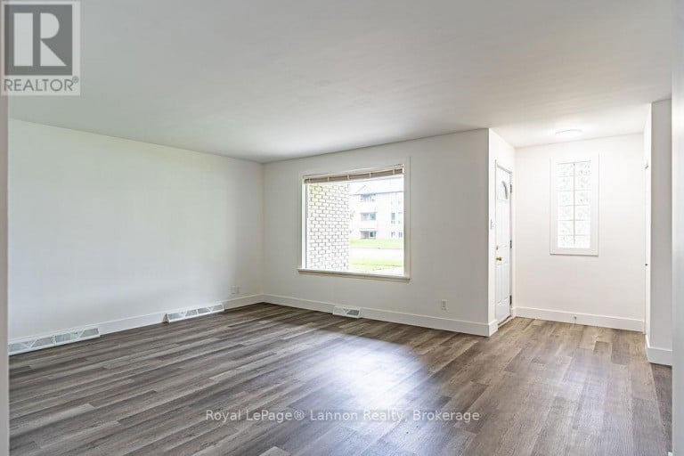 356 KINGSWAY AVE., Thunder Bay (Hyde Park), Ontario, P7E2A5