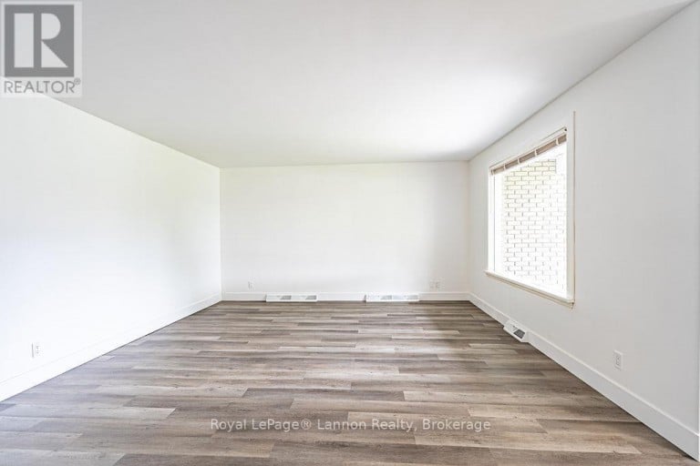 356 KINGSWAY AVE., Thunder Bay (Hyde Park), Ontario, P7E2A5