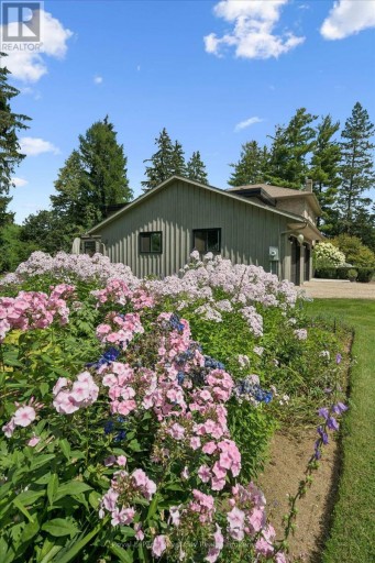 6550 GERRIE ROAD, Centre Wellington (Elora/Salem), Ontario, N0B1S0