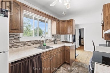 42 KAWARTHA DRIVE Kawartha Lakes (Lindsay) Ontario photo 15
