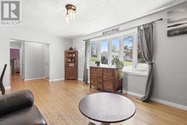 42 KAWARTHA DRIVE Kawartha Lakes (Lindsay) Ontario photo 9