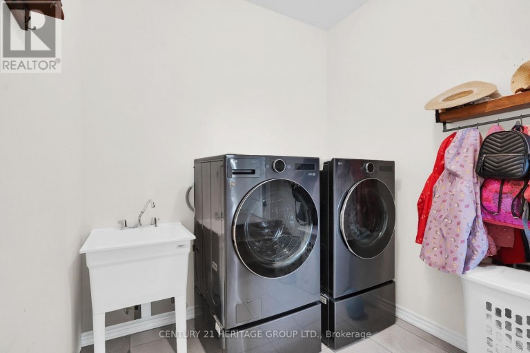 102 NOTTINGHAM ROAD, Barrie, Ontario, L9J0L5