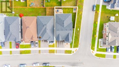 102 NOTTINGHAM ROAD Barrie Ontario photo 46