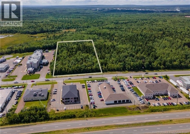 450 Bishop Drive, Fredericton, New Brunswick (id Nb146773)