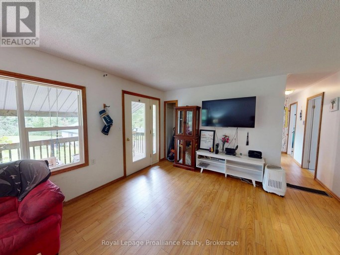 59 HELYER ROAD, Quinte West (Murray Ward), Ontario, K8V5P4