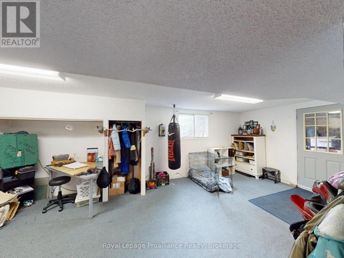 59 HELYER ROAD, Quinte West (Murray Ward), Ontario, K8V5P4