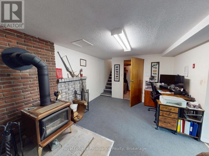 59 HELYER ROAD, Quinte West (Murray Ward), Ontario, K8V5P4