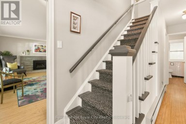 120 HILL STREET E Centre Wellington (Fergus) Ontario photo 22