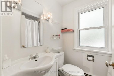 120 HILL STREET E Centre Wellington (Fergus) Ontario photo 23