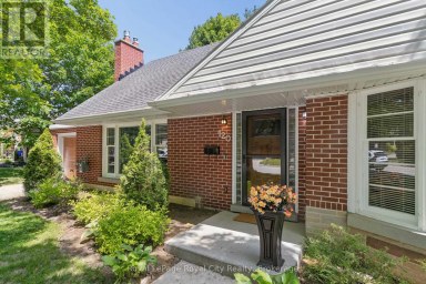 120 HILL STREET E Centre Wellington (Fergus) Ontario photo 5
