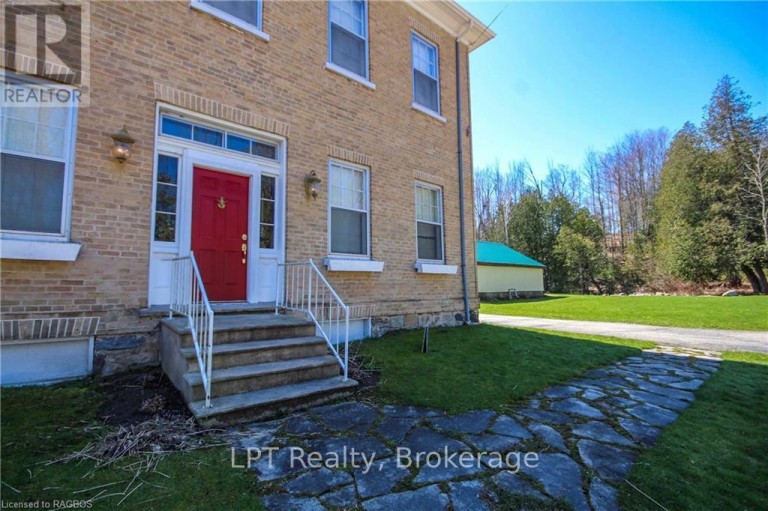 484 CARLISLE STREET, Saugeen Shores, Ontario, N0H2L0