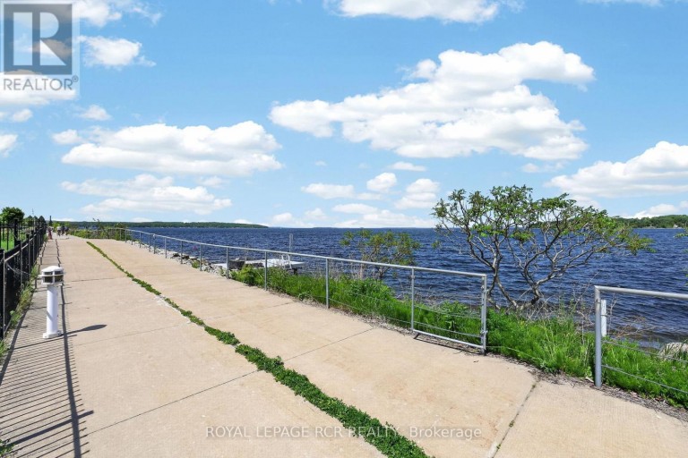 583 ABERDEEN BOULEVARD, Midland, Ontario, L4R5N9