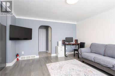 17 Landsend Street Sudbury Ontario photo 3