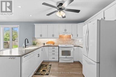 18 MATTHEWS COURT Peterborough (Monaghan Ward 2) Ontario photo 12