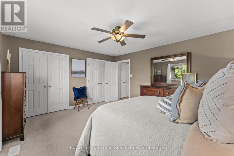 18 MATTHEWS COURT, Peterborough (Monaghan Ward 2), Ontario, K9K2S8