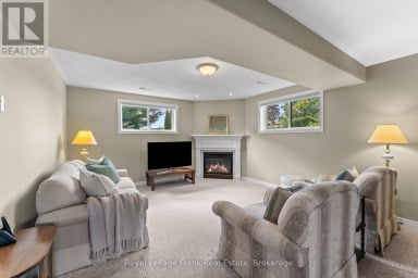 18 MATTHEWS COURT Peterborough (Monaghan Ward 2) Ontario photo 35