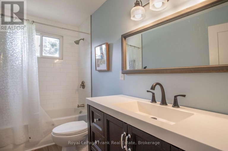 10 CHICKADEE COURT, Kawartha Lakes (Mariposa), Ontario, L9L1B6
