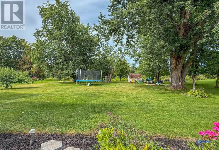 10 CHICKADEE COURT, Kawartha Lakes (Mariposa), Ontario, L9L1B6