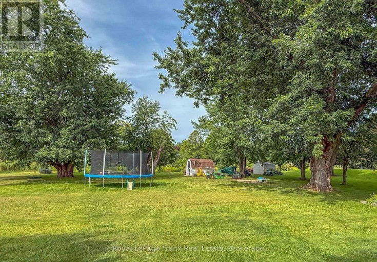 10 CHICKADEE COURT, Kawartha Lakes (Mariposa), Ontario, L9L1B6
