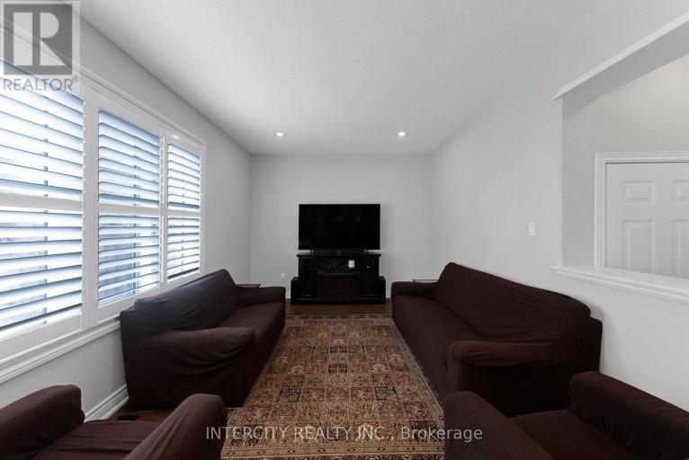 37 REDFINCH CRESCENT, Vaughan (Vellore Village), Ontario, L4H2C5