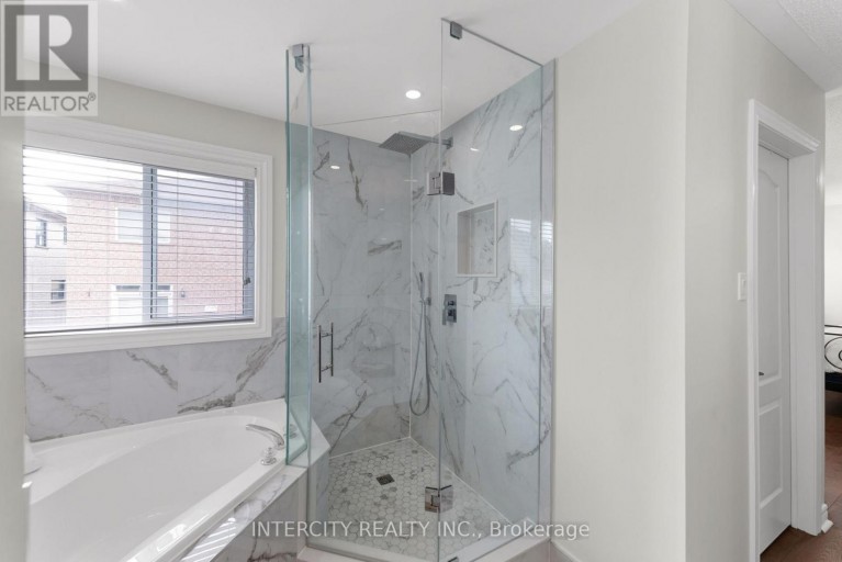 37 REDFINCH CRESCENT, Vaughan (Vellore Village), Ontario, L4H2C5