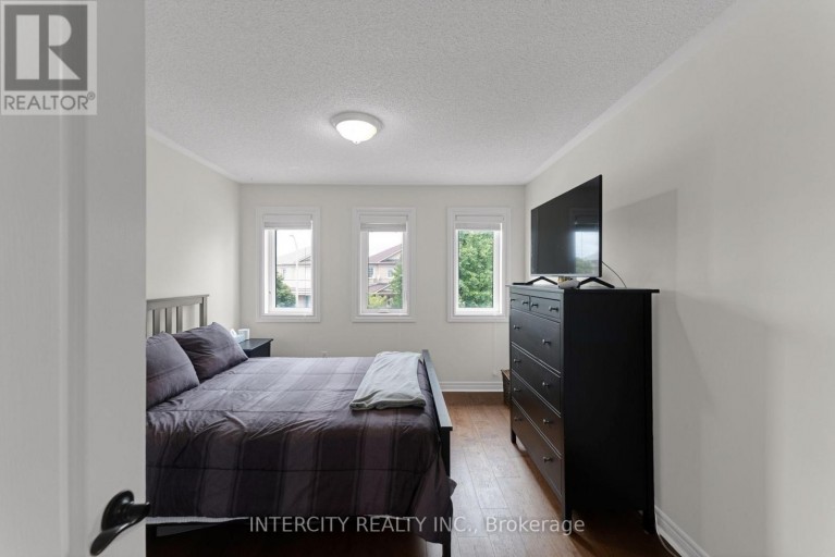 37 REDFINCH CRESCENT, Vaughan (Vellore Village), Ontario, L4H2C5