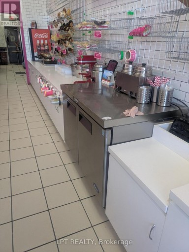 D1-A - 636 YONGE STREET, Barrie (Painswick South), Ontario, L4N4E6