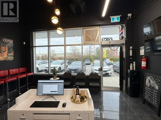 15 - 90 EASTERN AVENUE, Brampton (Queen Street Corridor), Ontario, L6W3C8