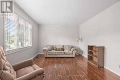 52 GILL ROAD Lambton Shores (Grand Bend) Ontario photo 14