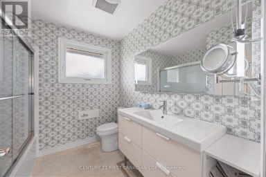 52 GILL ROAD Lambton Shores (Grand Bend) Ontario photo 24