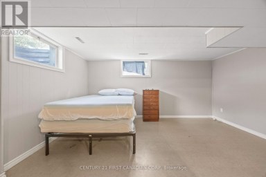 52 GILL ROAD Lambton Shores (Grand Bend) Ontario photo 32
