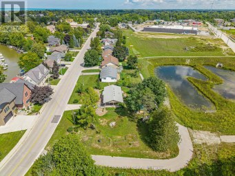 52 GILL ROAD Lambton Shores (Grand Bend) Ontario photo 43