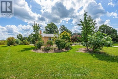 52 GILL ROAD Lambton Shores (Grand Bend) Ontario photo 5