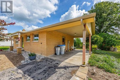 52 GILL ROAD Lambton Shores (Grand Bend) Ontario photo 7