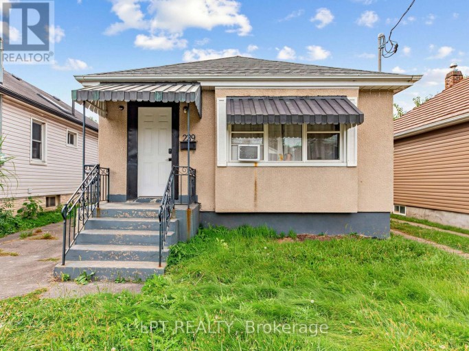 239 VINE STREET, St. Catharines (Fairview), Ontario, L2M4S9