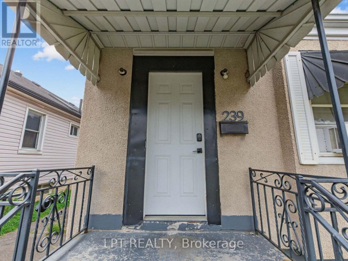 239 VINE STREET, St. Catharines (Fairview), Ontario, L2M4S9