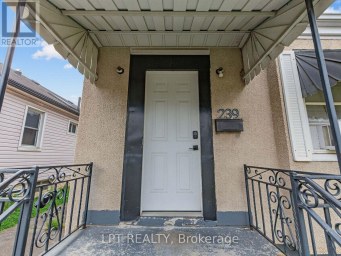 239 VINE STREET St. Catharines (Fairview) Ontario photo 4