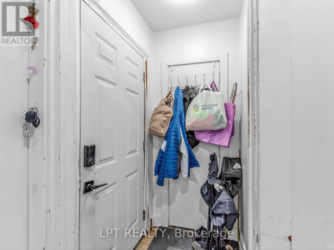 239 VINE STREET, St. Catharines (Fairview), Ontario, L2M4S9