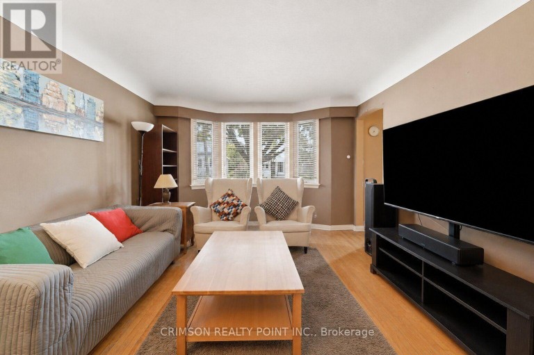 119 RODGERS ROAD, Hamilton (Bartonville), Ontario, L8K3C1