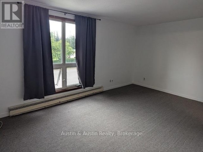 54 HEARST AVENUE, Dryden (Downtown), Ontario, P8N2K5