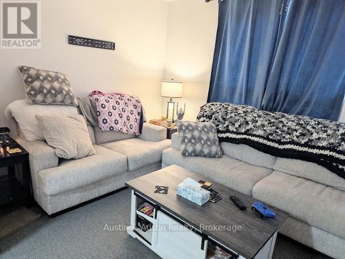 54 HEARST AVENUE, Dryden (Downtown), Ontario, P8N2K5