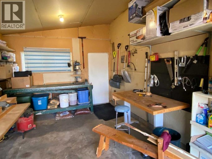 3 Lake Bevan Drive E, Brooks, Alberta, T1R0L3